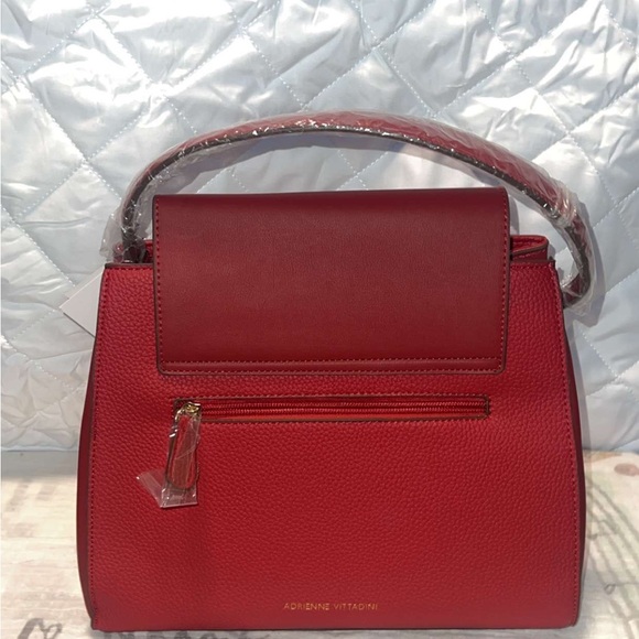 Red ADRIENNE VITTADINI purse with crossbody strap - Picture 2 of 4